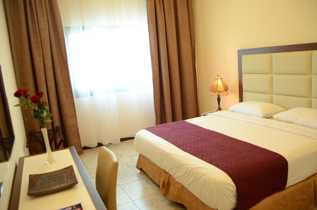 Arcadia Hotel Suites Szardża Zewnętrze zdjęcie